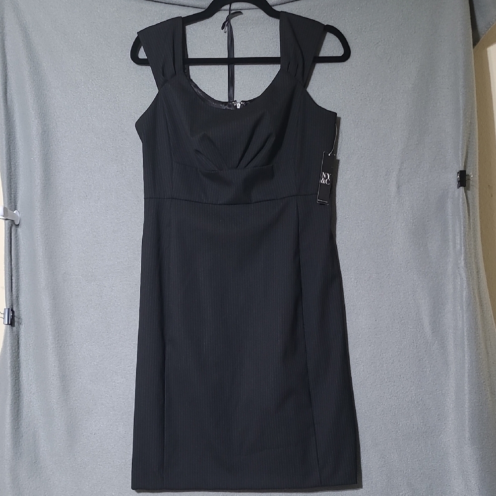 NEW YORK & COMPANY‎ Black Pin Stripe Sleeveless Sheath Dress - Size 8 NWT